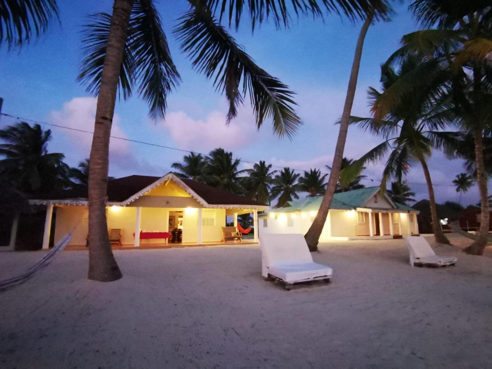 Saona Beach House - Bed And Breakfast Mano Juan Екстер'єр фото